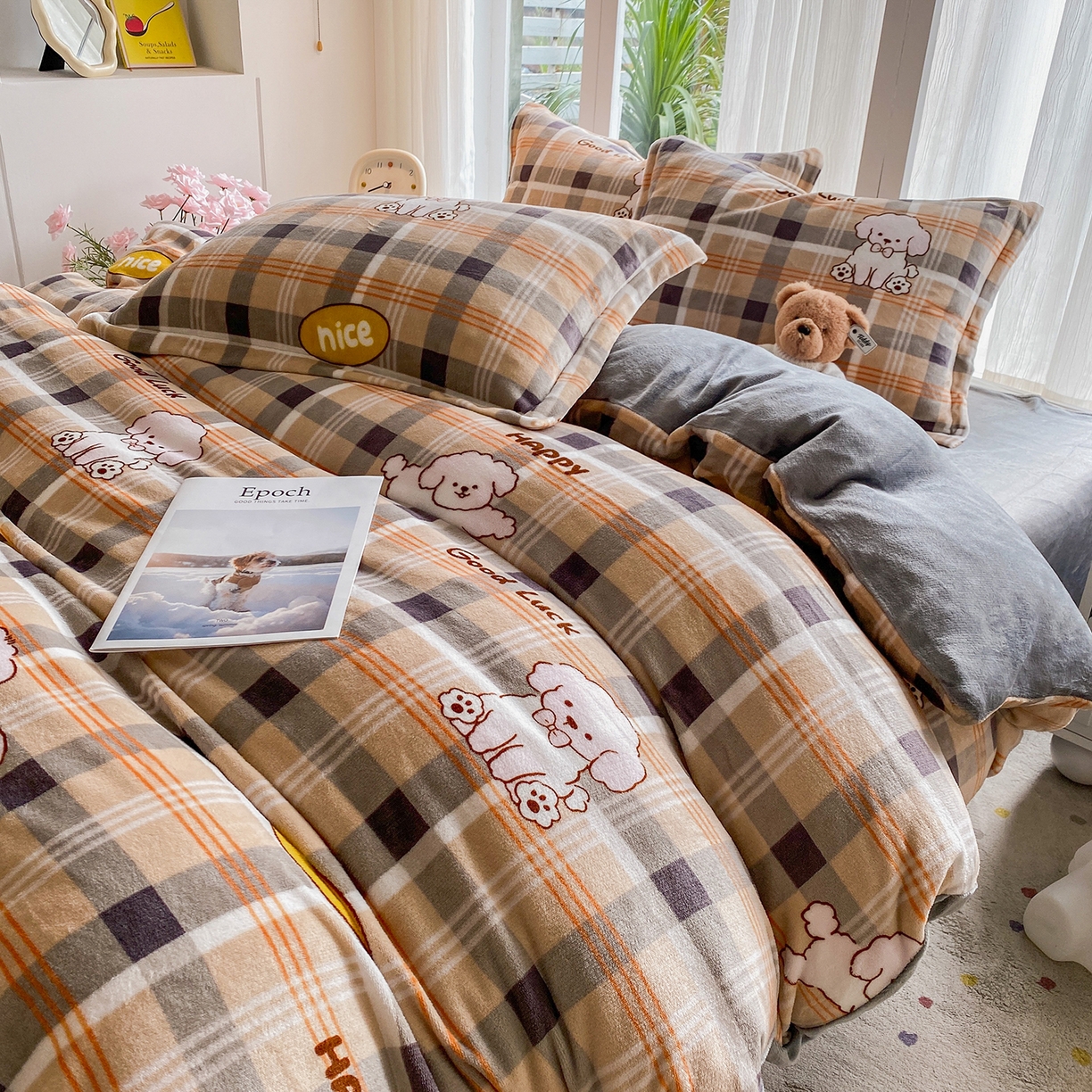 91家纺网 家纺一手货源 找家纺 梵克保罗 2025新款A类高克重牛奶绒印花四件套（包含买家秀） 顽皮狗咖