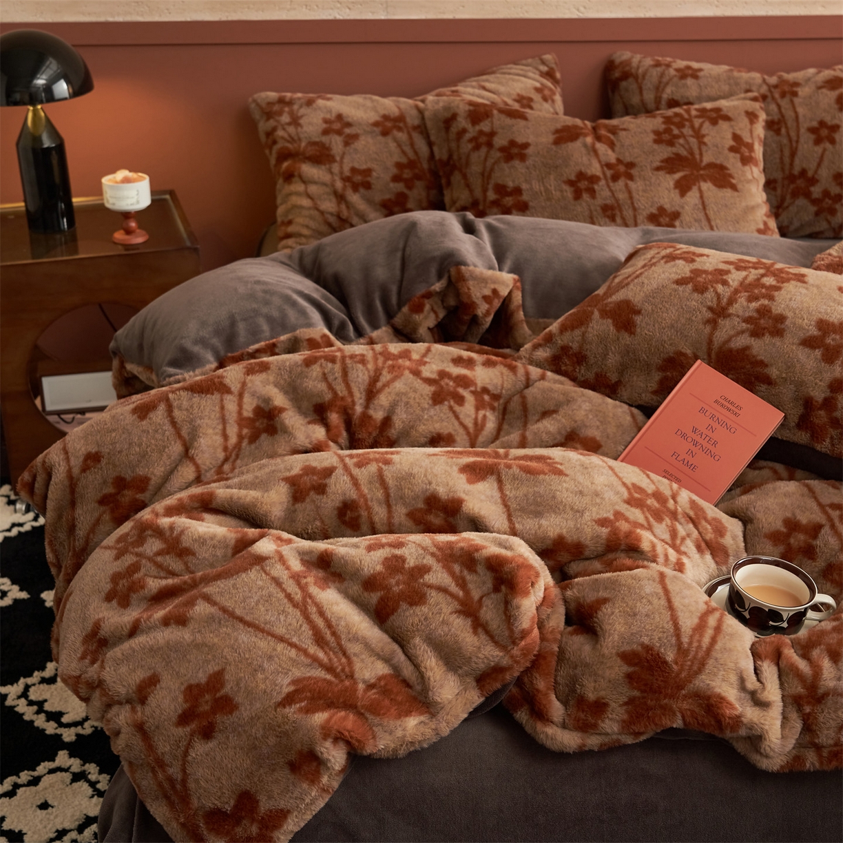 91家纺网 家纺一手货源 找家纺 金鹰 2025新款暖肤兔毛绒四件套牛奶绒四件套 秋恋