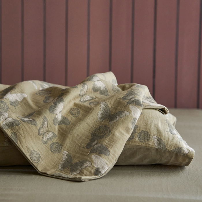 91家纺网 家纺一手货源 找家纺 宜代光年 2025新款彩色色织大提花纱布四件套 蝶舞-绿