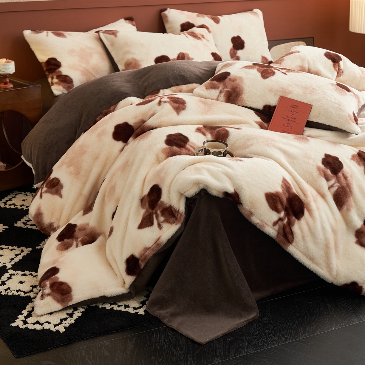 91家纺网 家纺一手货源 找家纺 金鹰 2025新款暖肤兔毛绒四件套牛奶绒四件套 悠悠花语