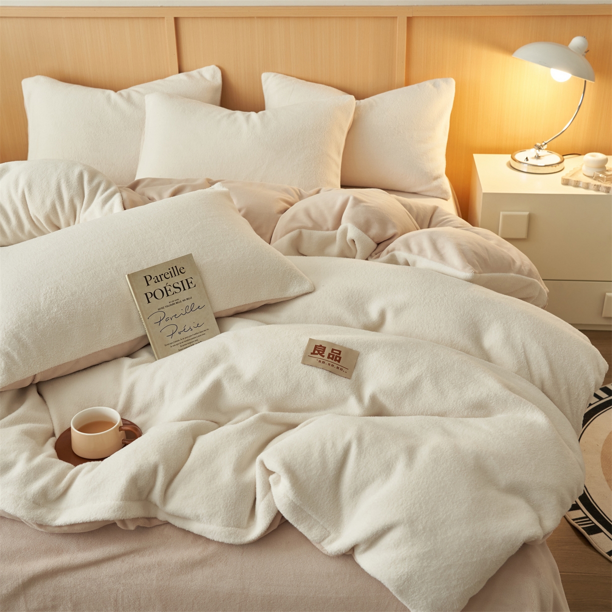 91家纺网 家纺一手货源 找家纺 金鹰 2025新款羊驼绒牛奶绒四件套加厚保暖绒套件被套 羊驼绒-奶白