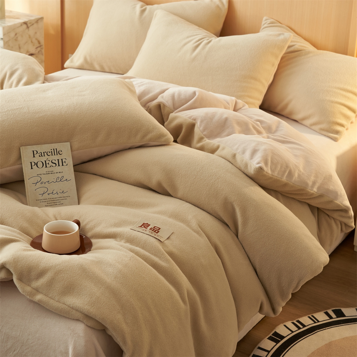 91家纺网 家纺一手货源 找家纺 金鹰 2025新款羊驼绒牛奶绒四件套加厚保暖绒套件被套 羊驼绒-驼色