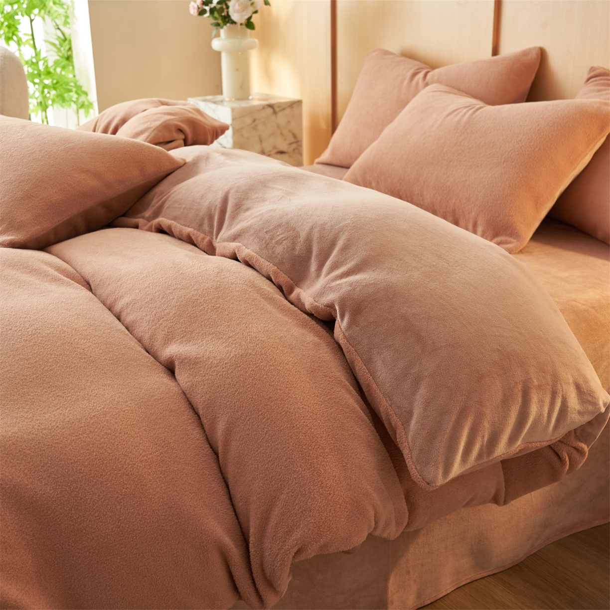 91家纺网 家纺一手货源 找家纺 金鹰 2025新款羊驼绒牛奶绒四件套加厚保暖绒套件被套 羊驼绒-焦糖