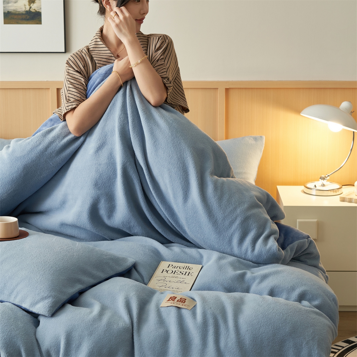 91家纺网 家纺一手货源 找家纺 金鹰 2025新款羊驼绒牛奶绒四件套加厚保暖绒套件被套 羊驼绒-蓝色