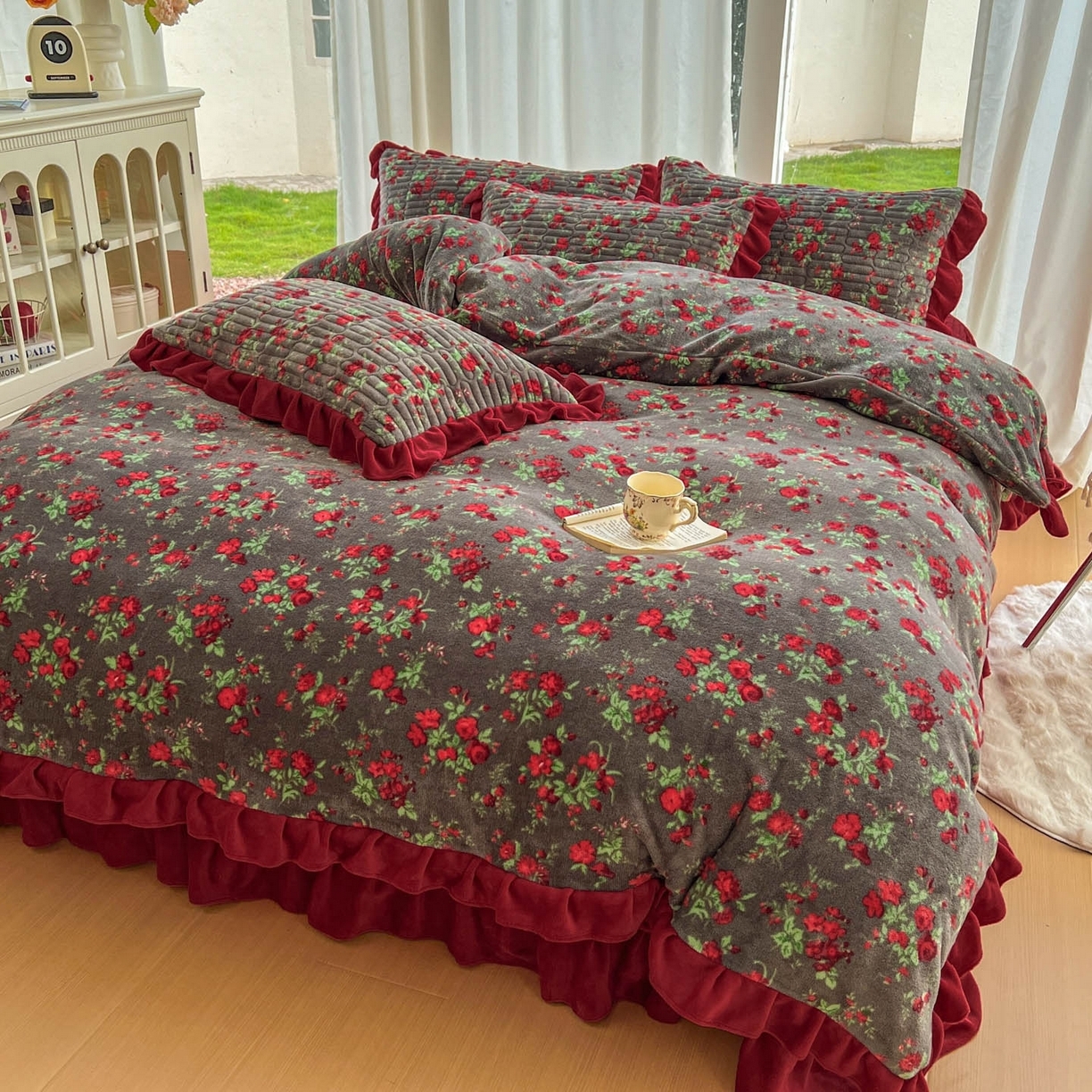 91家纺网 家纺一手货源 找家纺 （总）美梦家纺 2025新款花边牛奶绒床盖四件套