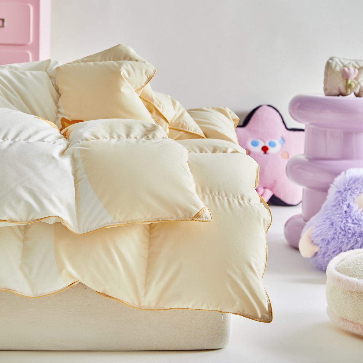 91家纺网 家纺一手货源 找家纺 暖羽屋羽绒馆 2025新款真抗菌防螨95白鸭绒儿童学生被芯羽绒被冬被婴幼儿园小被子被子被芯 放假的快乐