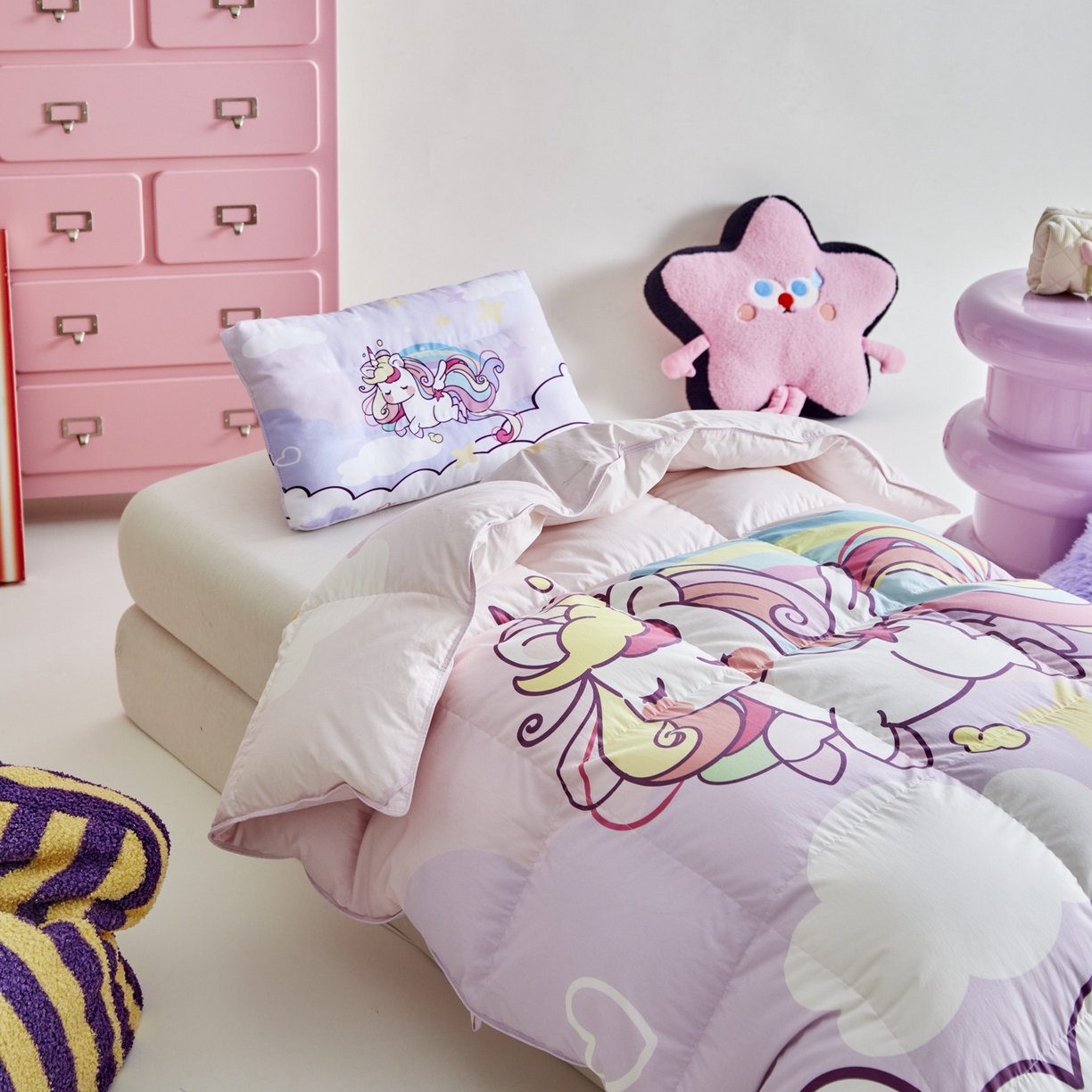 91家纺网 家纺一手货源 找家纺 暖羽屋羽绒馆 2025新款真抗菌防螨95白鸭绒儿童学生被芯羽绒被冬被婴幼儿园小被子被子被芯 云端小马儿2