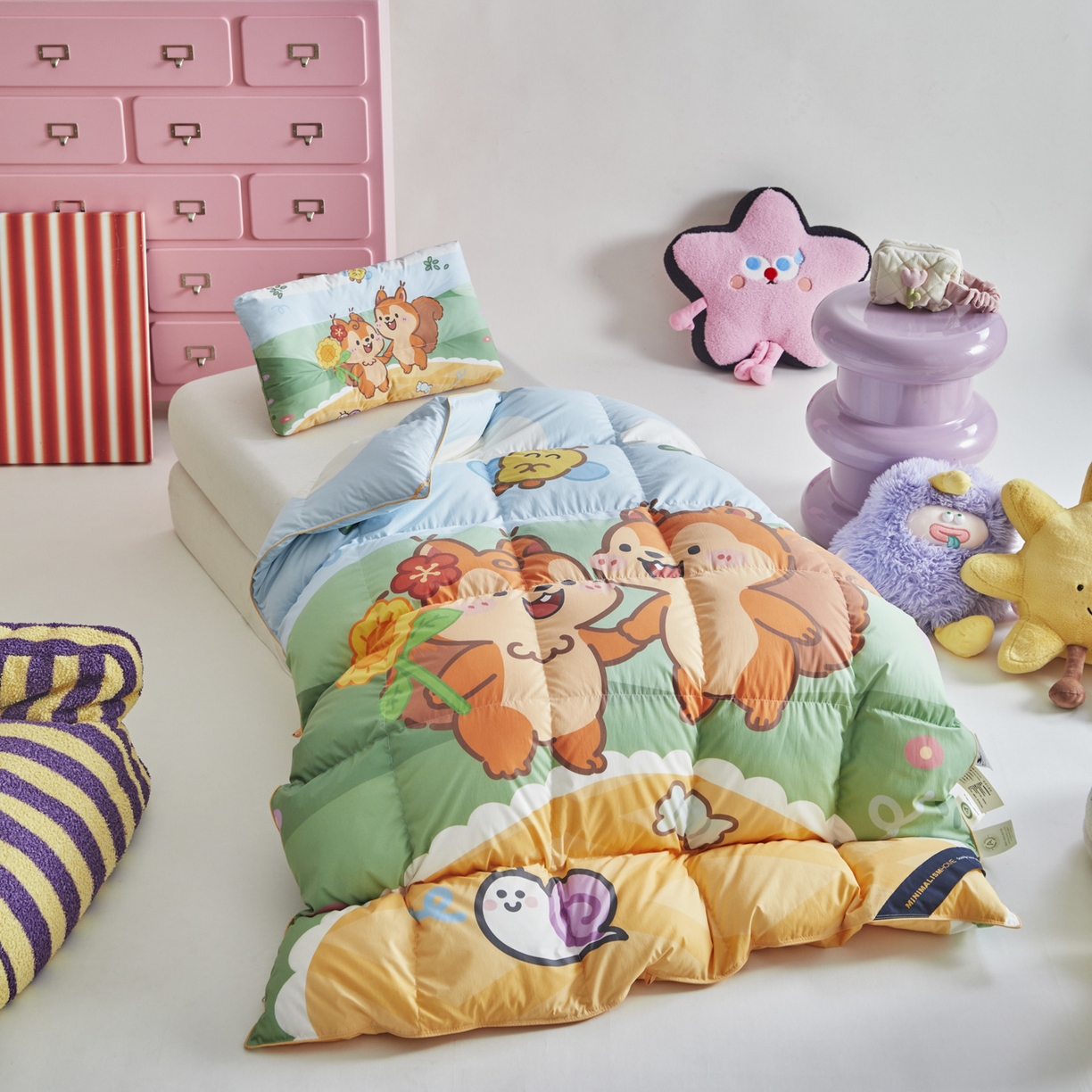 91家纺网 家纺一手货源 找家纺 暖羽屋羽绒馆 2025新款真抗菌防螨95白鸭绒儿童学生被芯羽绒被冬被婴幼儿园小被子被子被芯 两只松鼠2