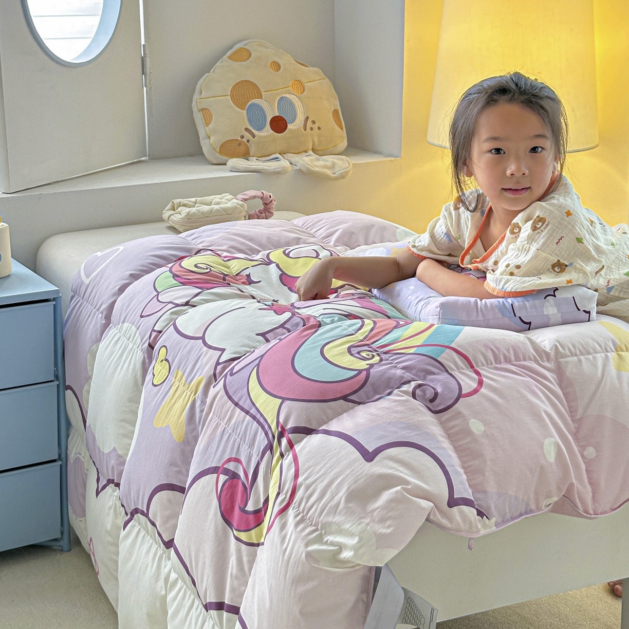 91家纺网 家纺一手货源 找家纺 暖羽屋羽绒馆 2025新款真抗菌防螨95白鸭绒儿童学生被芯羽绒被冬被婴幼儿园小被子被子被芯 云端小马儿