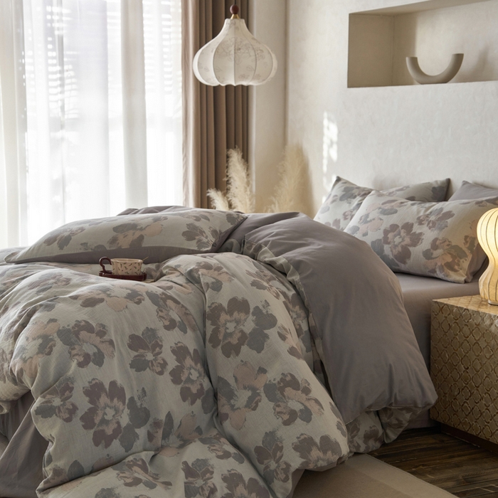 91家纺网 家纺一手货源 找家纺 宜代光年 2025新款彩色色织大提花纱布四件套 南湘-白