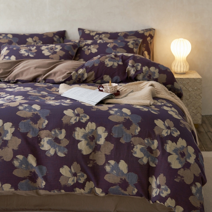 91家纺网 家纺一手货源 找家纺 宜代光年 2025新款彩色色织大提花纱布四件套 南湘-咖