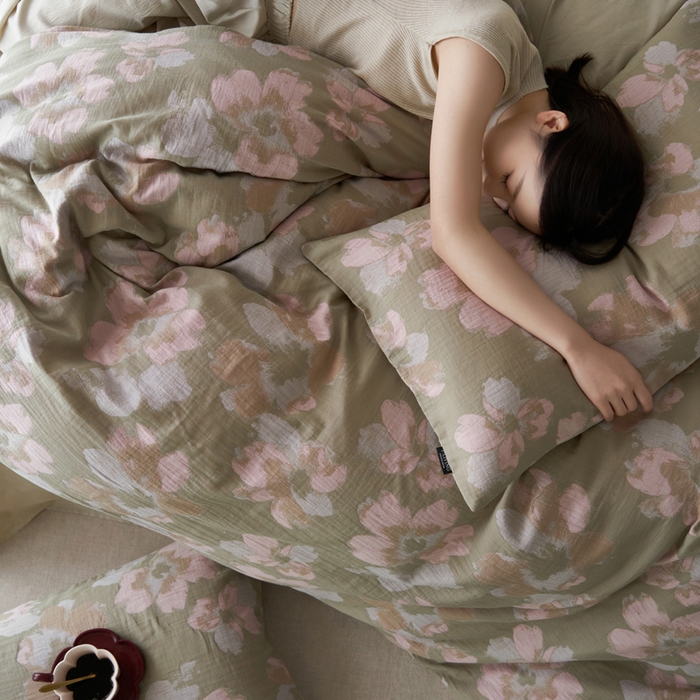 91家纺网 家纺一手货源 找家纺 宜代光年 2025新款彩色色织大提花纱布四件套 南湘-绿