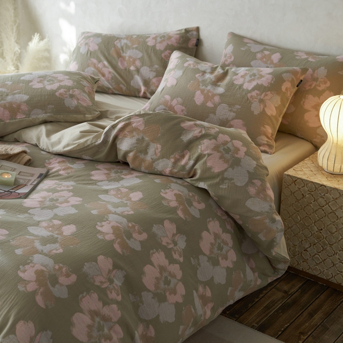 91家纺网 家纺一手货源 找家纺 宜代光年 2025新款彩色色织大提花纱布四件套 南湘-绿