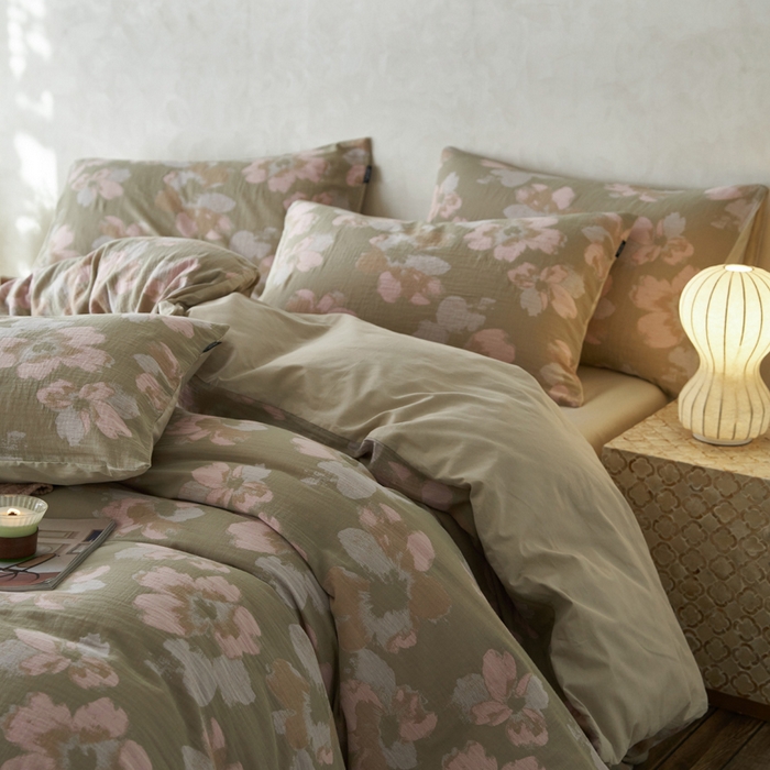 91家纺网 家纺一手货源 找家纺 宜代光年 2025新款彩色色织大提花纱布四件套 南湘-绿