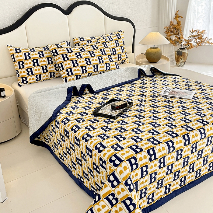 91家纺网 家纺一手货源 找家纺 大渔生活 2025新款高克重牛奶绒夹棉床盖单床盖床盖单件 剑桥