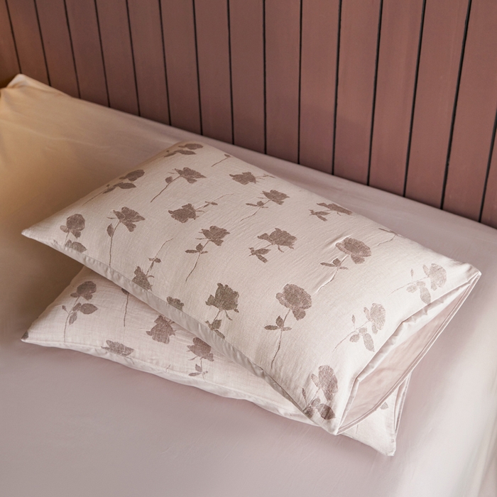 91家纺网 家纺一手货源 找家纺 宜代光年 2025新款彩色色织大提花纱布四件套 绮梦花间