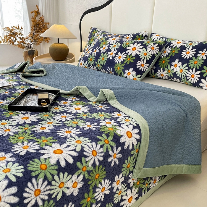 91家纺网 家纺一手货源 找家纺 大渔生活 2025新款高克重牛奶绒夹棉床盖单床盖床盖单件 秘密庄园