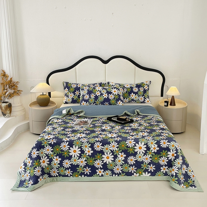 大渔生活 2025新款高克重牛奶绒夹棉床盖单床盖床盖单件 秘密庄园