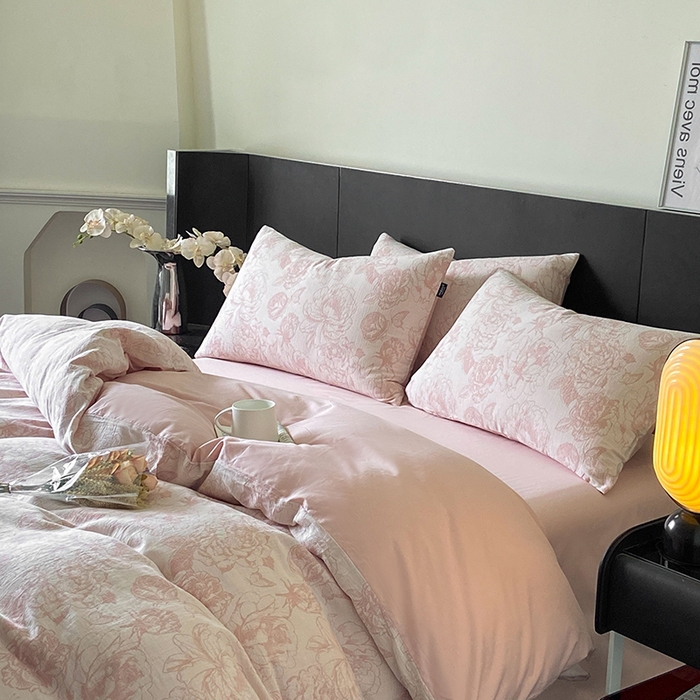 91家纺网 家纺一手货源 找家纺 宜代光年 2025新款60S水洗棉单被套 牡丹-粉