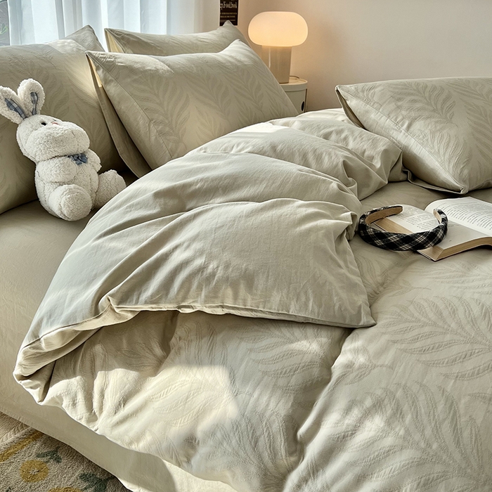 91家纺网 家纺一手货源 找家纺 宜代光年 2025新款60S水洗棉单被套 叶之舞