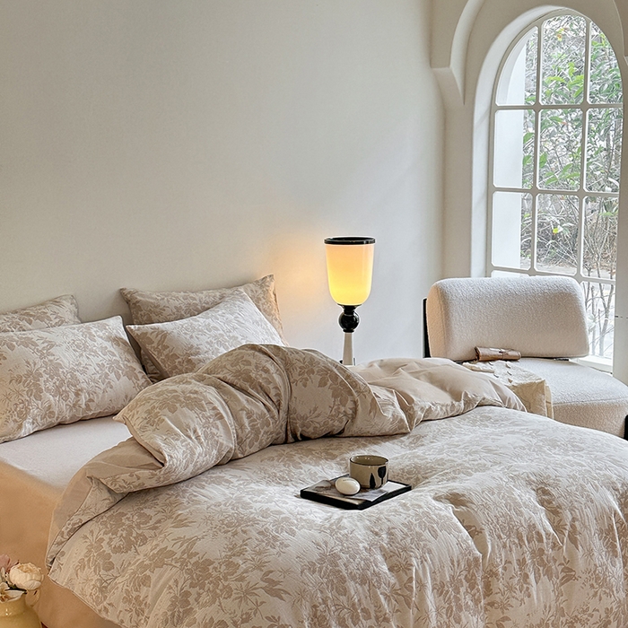 91家纺网 家纺一手货源 找家纺 宜代光年 2025新款60S水洗棉单被套 繁花-咖