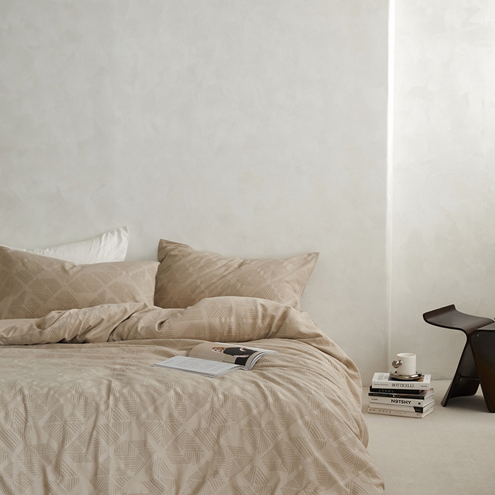 91家纺网 家纺一手货源 找家纺 宜代光年 2025新款60S水洗棉单被套 卡曼