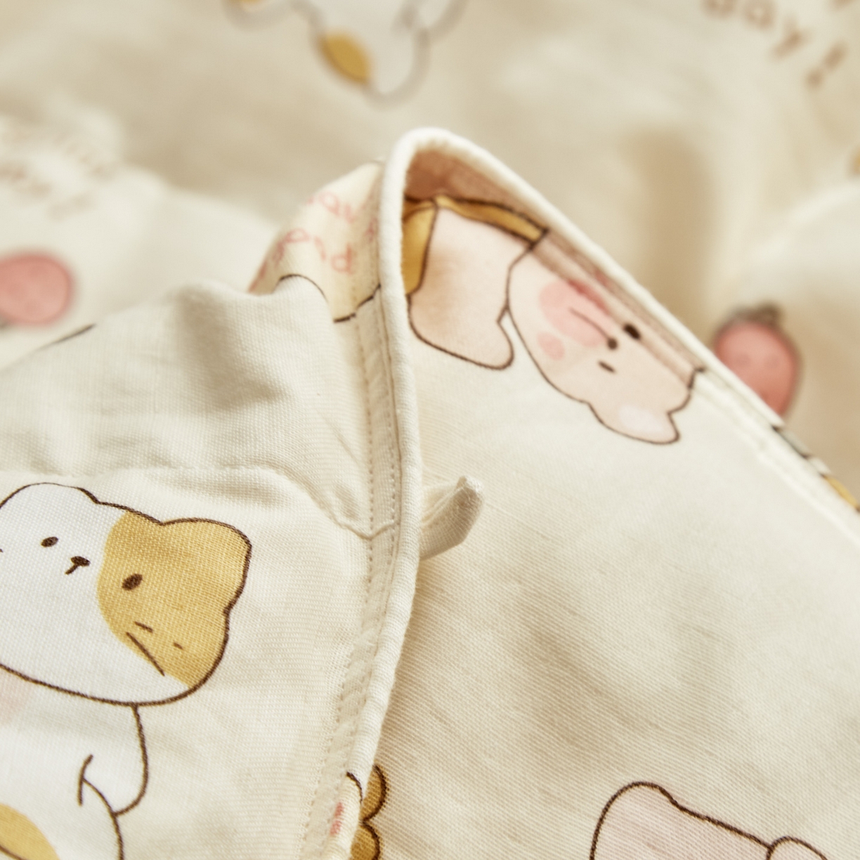 91家纺网 家纺一手货源 找家纺 暖羽屋羽绒馆 2025新款95白鸭绒被芯A类被子儿童羽绒被学生婴幼儿园小被芯 快乐伙伴