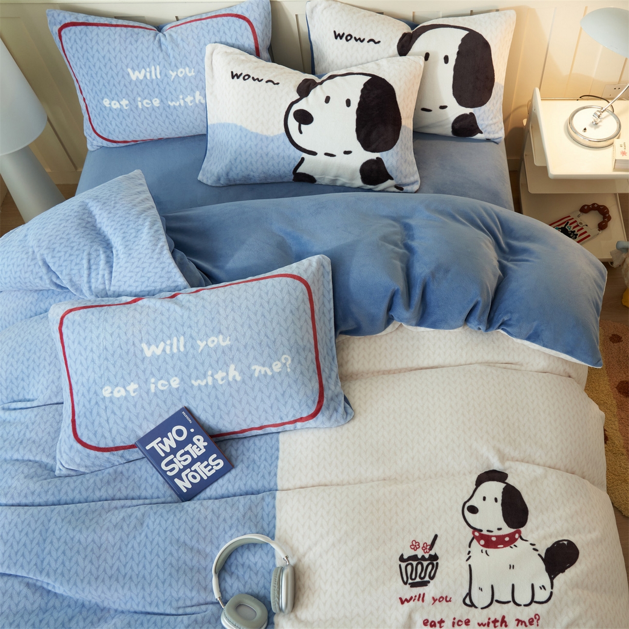 91家纺网 家纺一手货源 找家纺 金鹰 202新款A类数码印花卡通牛奶绒四件套 奶油小狗