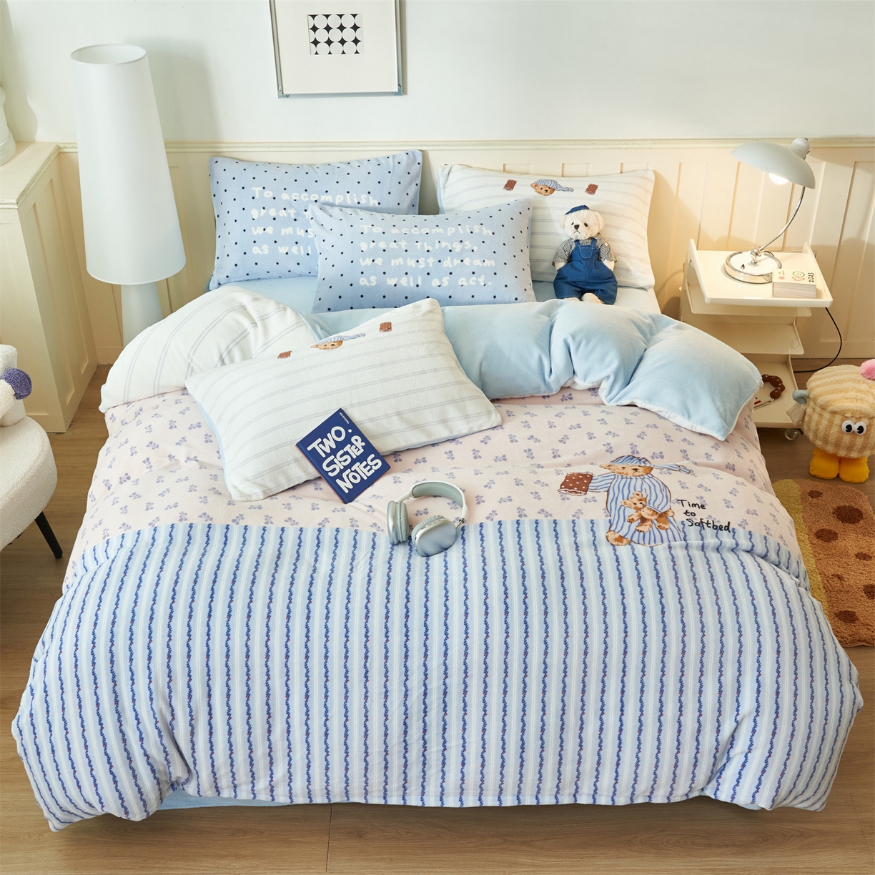 91家纺网 家纺一手货源 找家纺 金鹰 202新款A类数码印花卡通牛奶绒四件套 泰迪熊