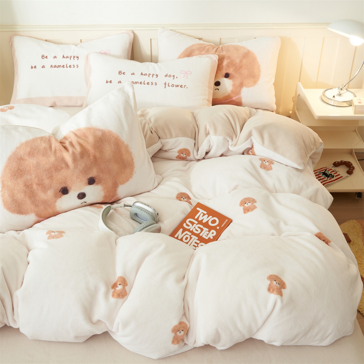 91家纺网 家纺一手货源 找家纺 金鹰 202新款A类数码印花卡通牛奶绒四件套 汪星人