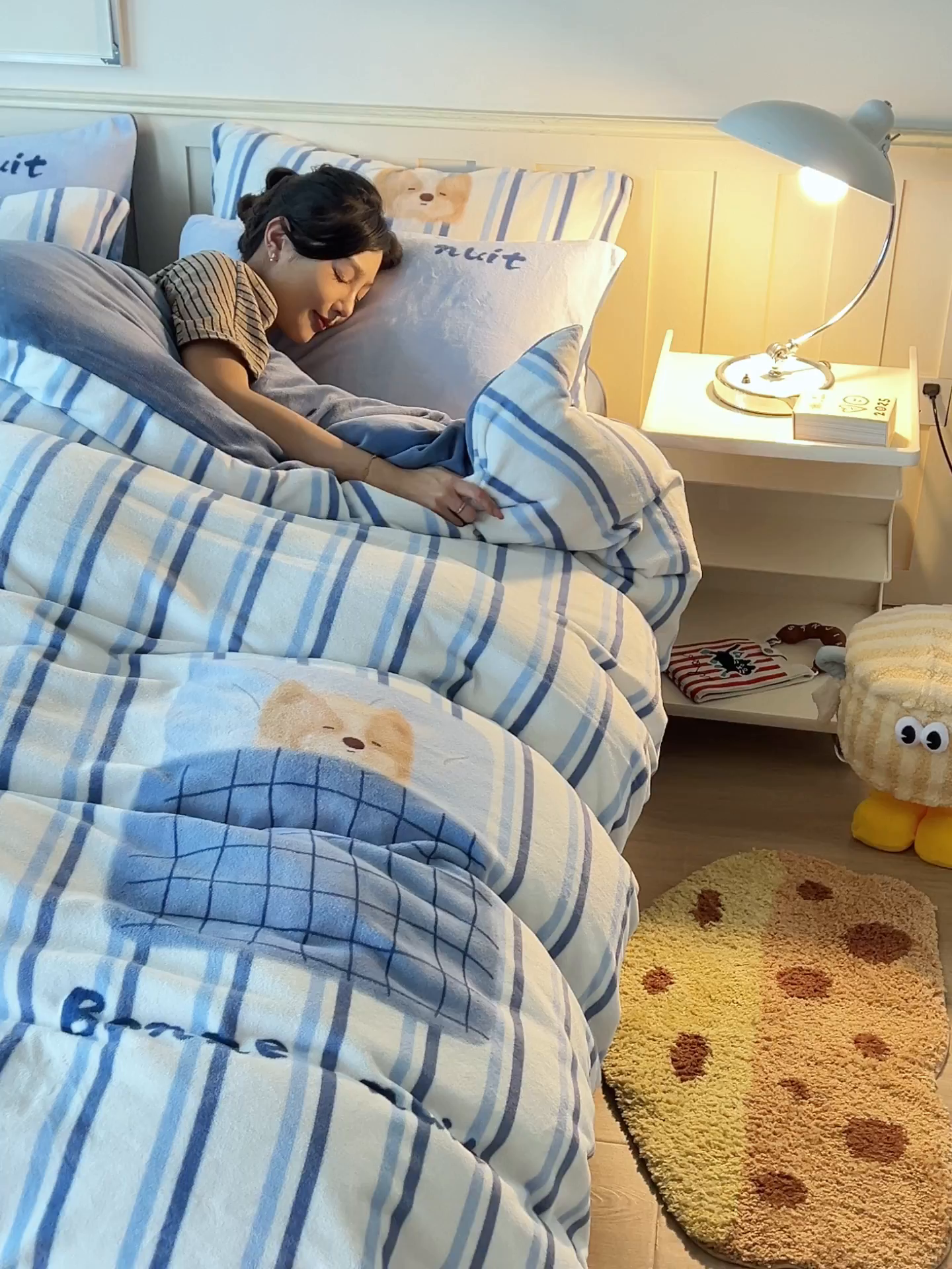 91家纺网 家纺一手货源 找家纺 （总）金鹰 202新款A类数码印花卡通牛奶绒四件套