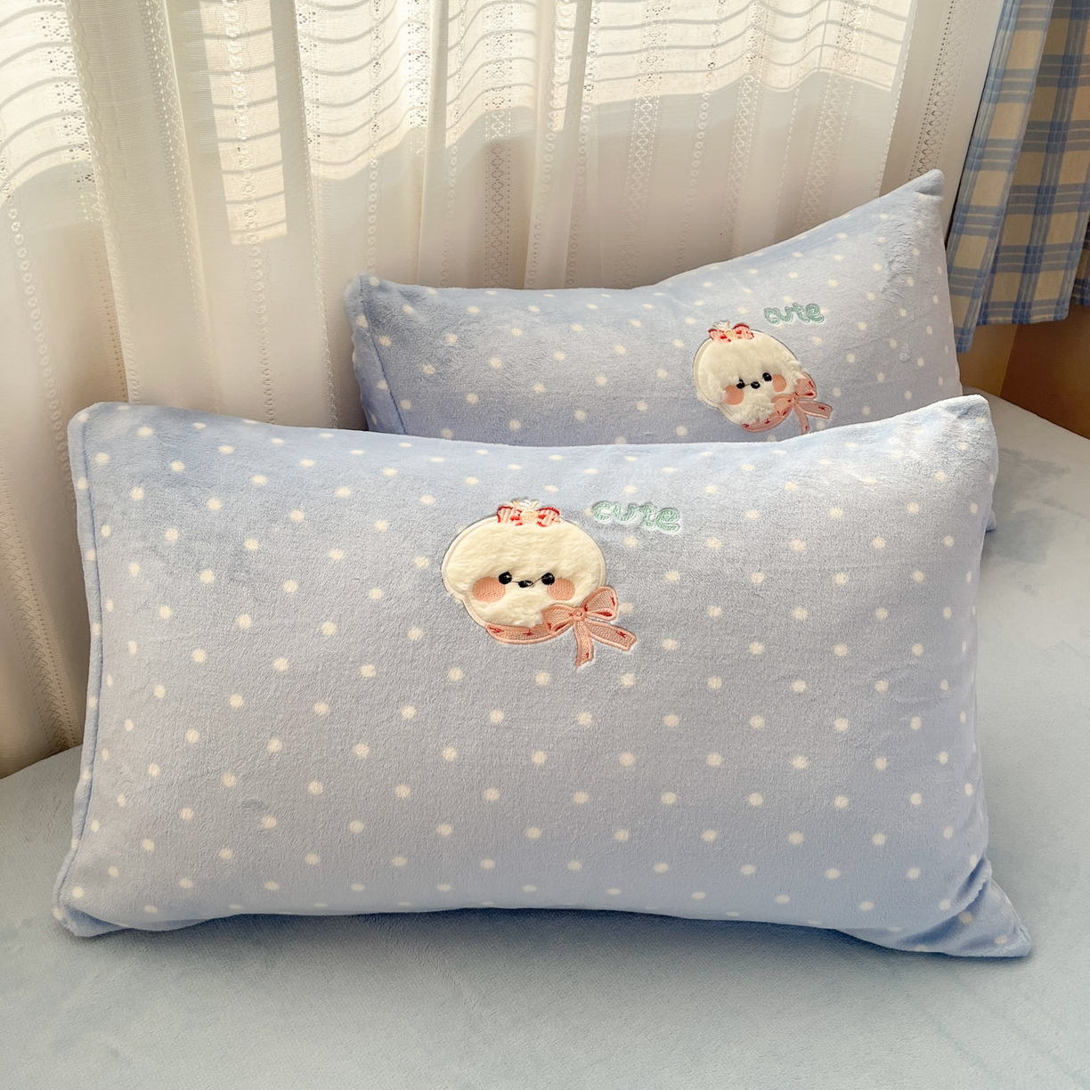 91家纺网 家纺一手货源 找家纺 红嘴企鹅 2025新款精致贴布绣牛奶绒四件套 Cute狗-蓝