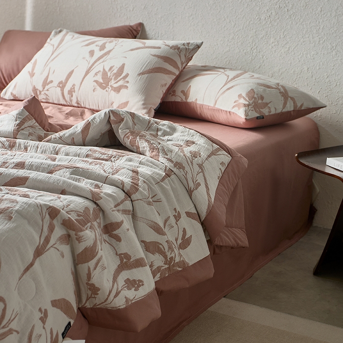 91家纺网 家纺一手货源 找家纺 （总）宜代光年 2025新款60s水洗棉全棉提花夏被