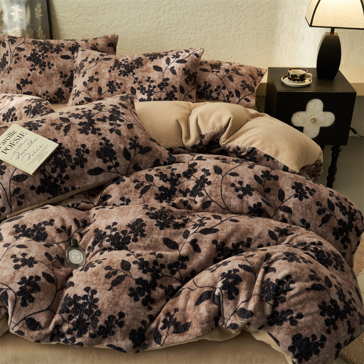 91家纺网 家纺一手货源 找家纺 （总）金鹰 2025新款A类数码印花牛奶绒四件套绒套件