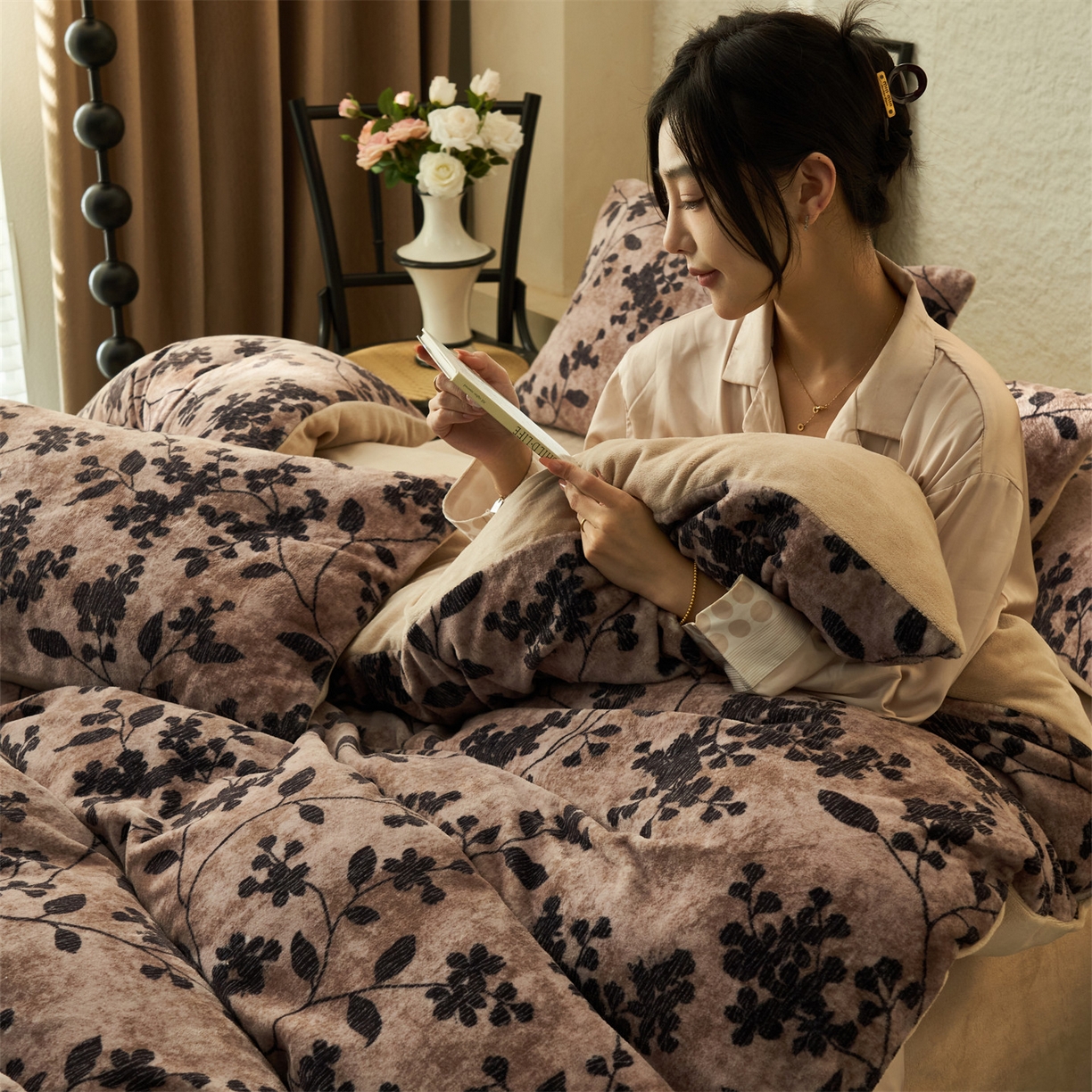 91家纺网 家纺一手货源 找家纺 （总）金鹰 2025新款A类数码印花牛奶绒四件套绒套件