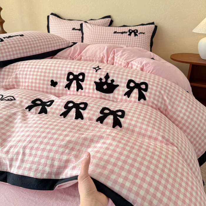 91家纺网 家纺一手货源 找家纺 米可 2025新款水洗棉绣花花边款四件套 蝴蝶结-粉