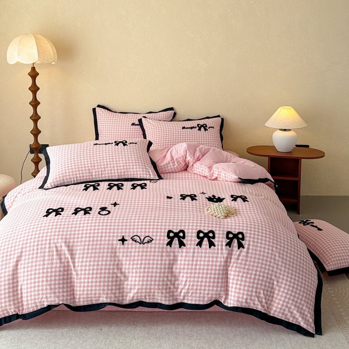 91家纺网 家纺一手货源 找家纺 米可 2025新款水洗棉绣花花边款四件套 蝴蝶结-粉