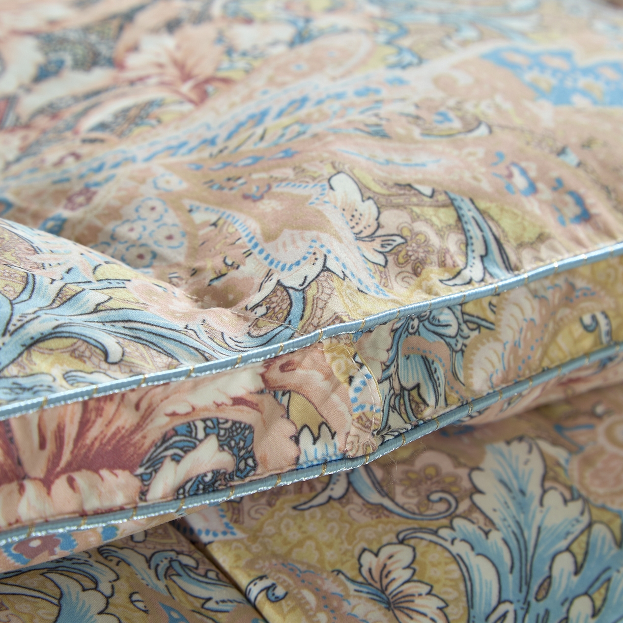 91家纺网 家纺一手货源 找家纺 暖羽屋羽绒馆 2025新款国标95白鸭绒被芯 羽绒被子鸭绒冬被春秋被双人2米被芯被子被芯 凤羽