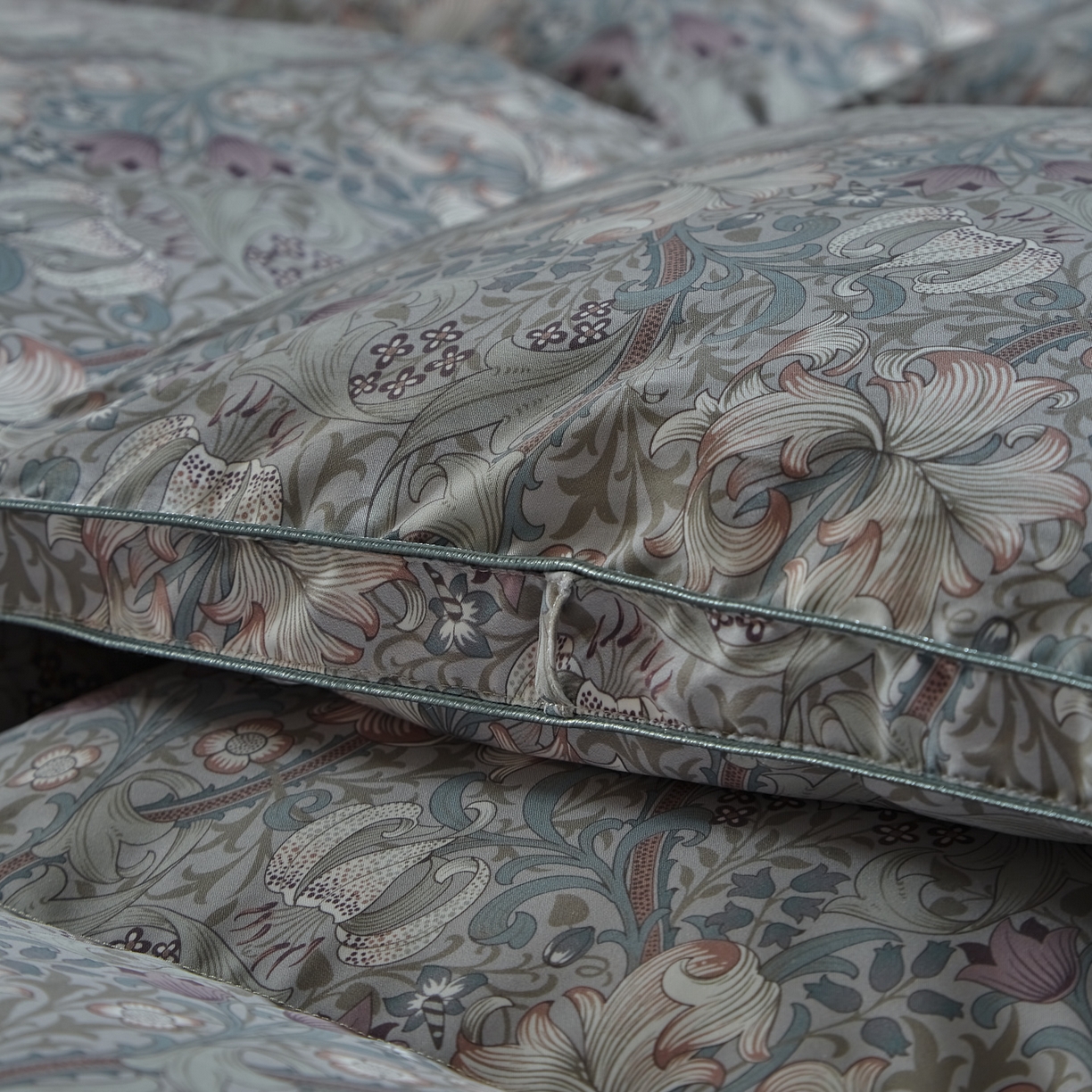 91家纺网 家纺一手货源 找家纺 暖羽屋羽绒馆 2025新款国标95白鸭绒被芯 羽绒被子鸭绒冬被春秋被双人2米被芯被子被芯 花语