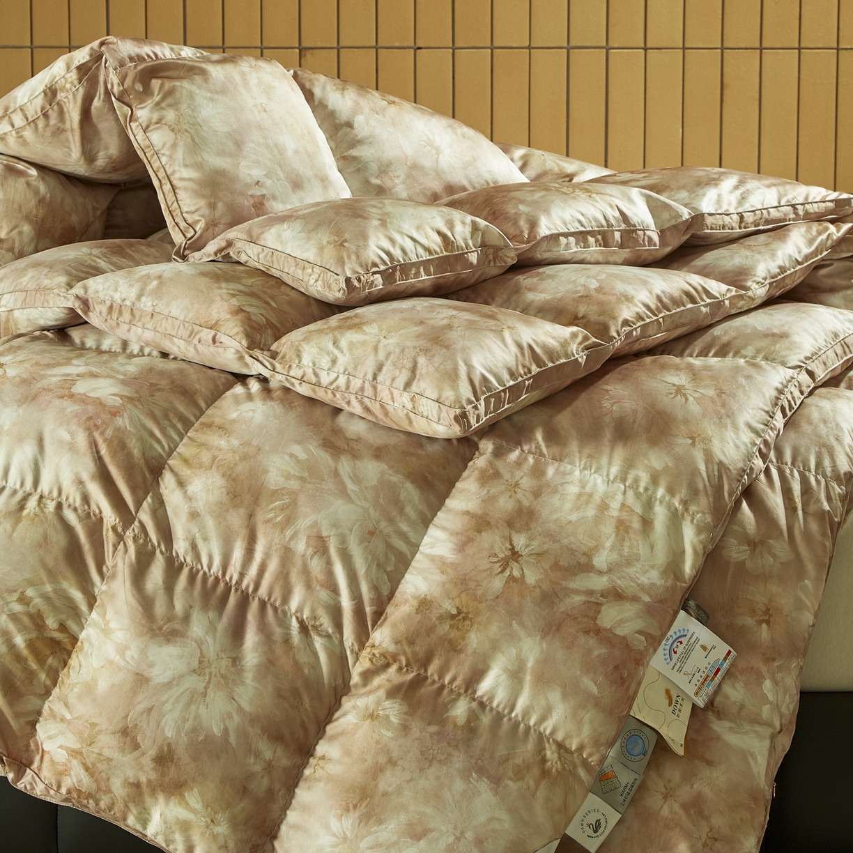 91家纺网 家纺一手货源 找家纺 暖羽屋羽绒馆 2025新款国标95白鸭绒被芯 羽绒被子鸭绒冬被春秋被双人2米被芯被子被芯 绚烂