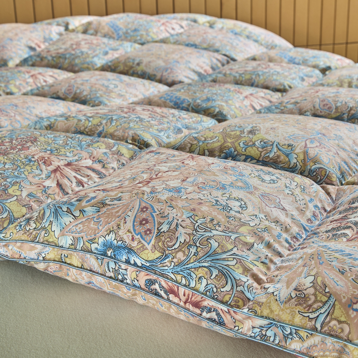 91家纺网 家纺一手货源 找家纺 暖羽屋羽绒馆 2025新款国标95白鸭绒被芯 羽绒被子鸭绒冬被春秋被双人2米被芯被子被芯 凤羽