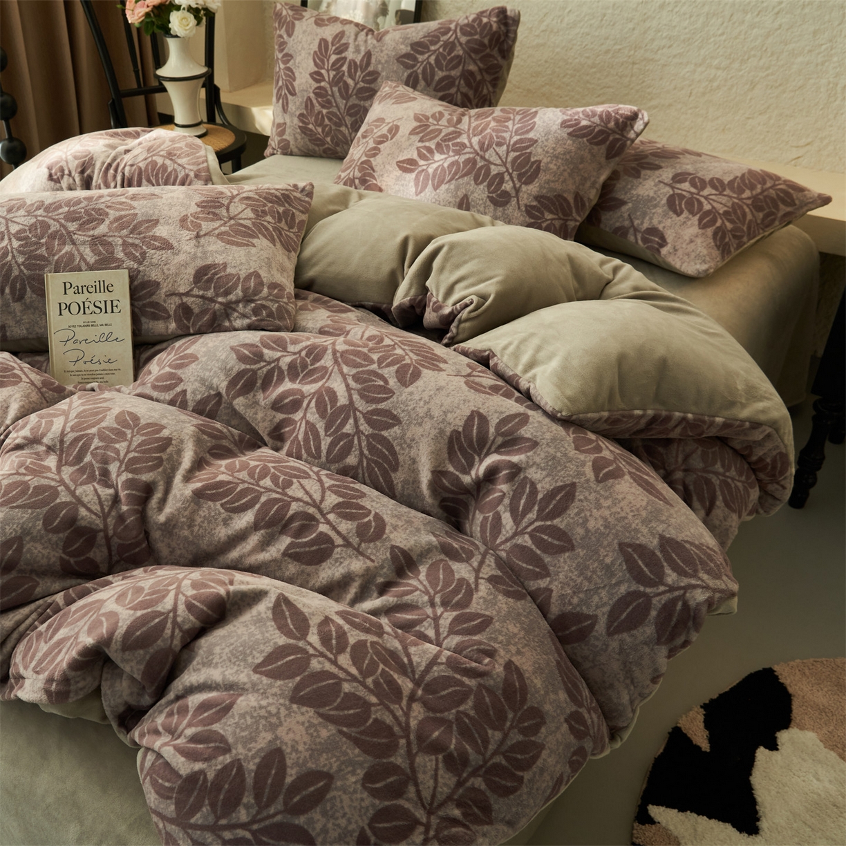 91家纺网 家纺一手货源 找家纺 金鹰 2025新款A类数码印花牛奶绒四件套绒套件 红尘客栈