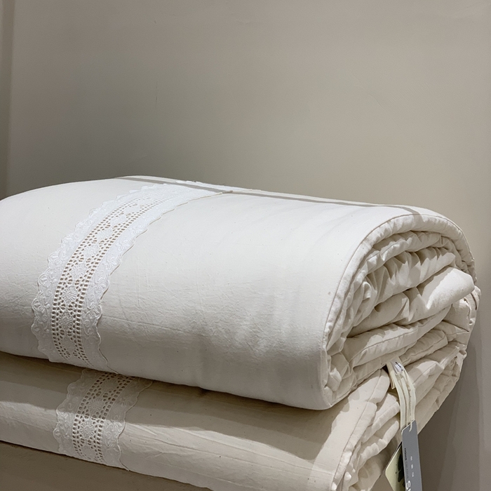 91家纺网 家纺一手货源 找家纺 汇庭 2025秋冬新款·棉本色春秋被系列 白色