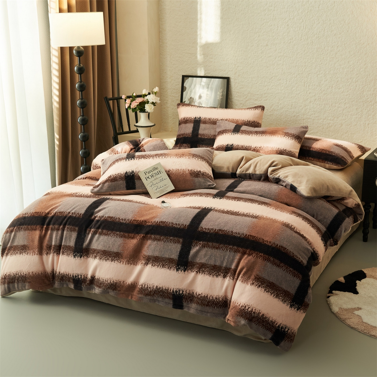 91家纺网 家纺一手货源 找家纺 金鹰 2025新款A类数码印花牛奶绒四件套绒套件 漫意