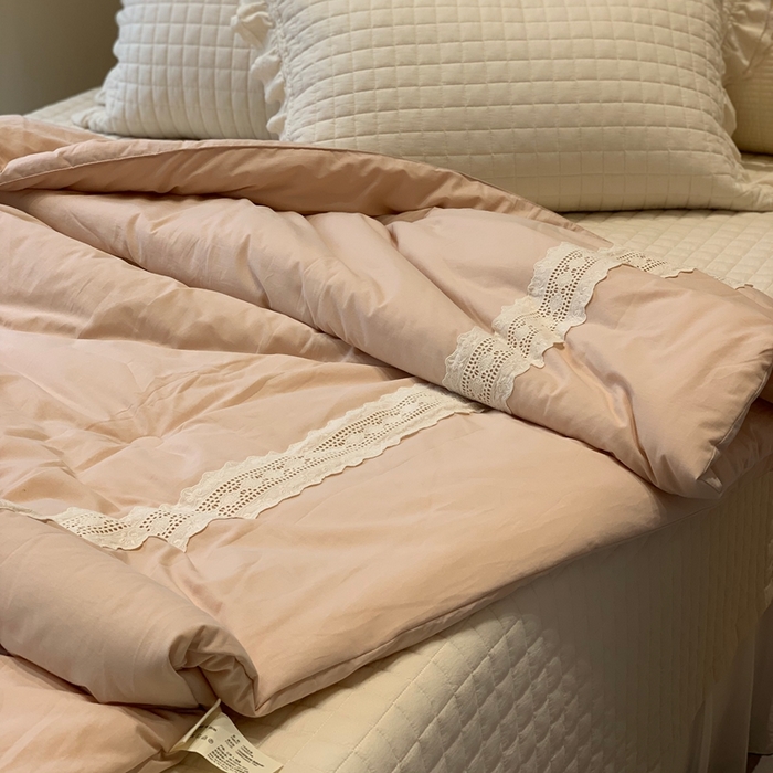 91家纺网 家纺一手货源 找家纺 汇庭 2025秋冬新款·棉本色春秋被系列 粉色