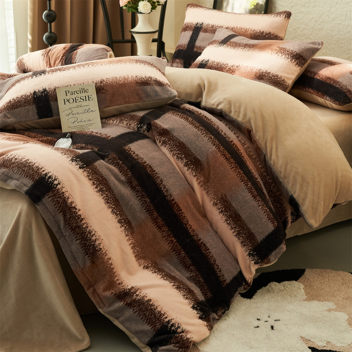 91家纺网 家纺一手货源 找家纺 金鹰 2025新款A类数码印花牛奶绒四件套绒套件 漫意