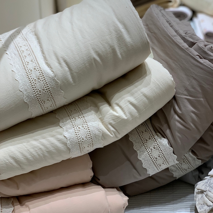 91家纺网 家纺一手货源 找家纺 汇庭 2025秋冬新款·棉本色春秋被系列 组合图仅供参考