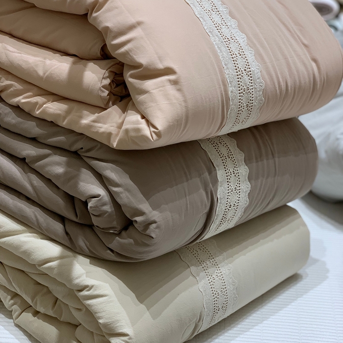 91家纺网 家纺一手货源 找家纺 汇庭 2025秋冬新款·棉本色春秋被系列 组合图仅供参考