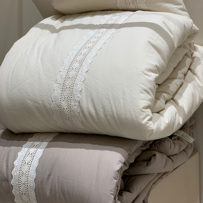 91家纺网 家纺一手货源 找家纺 汇庭 2025秋冬新款·棉本色春秋被系列 组合图仅供参考