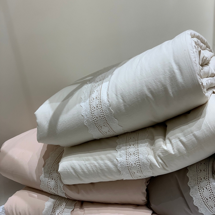 91家纺网 家纺一手货源 找家纺 汇庭 2025秋冬新款·棉本色春秋被系列 组合图仅供参考